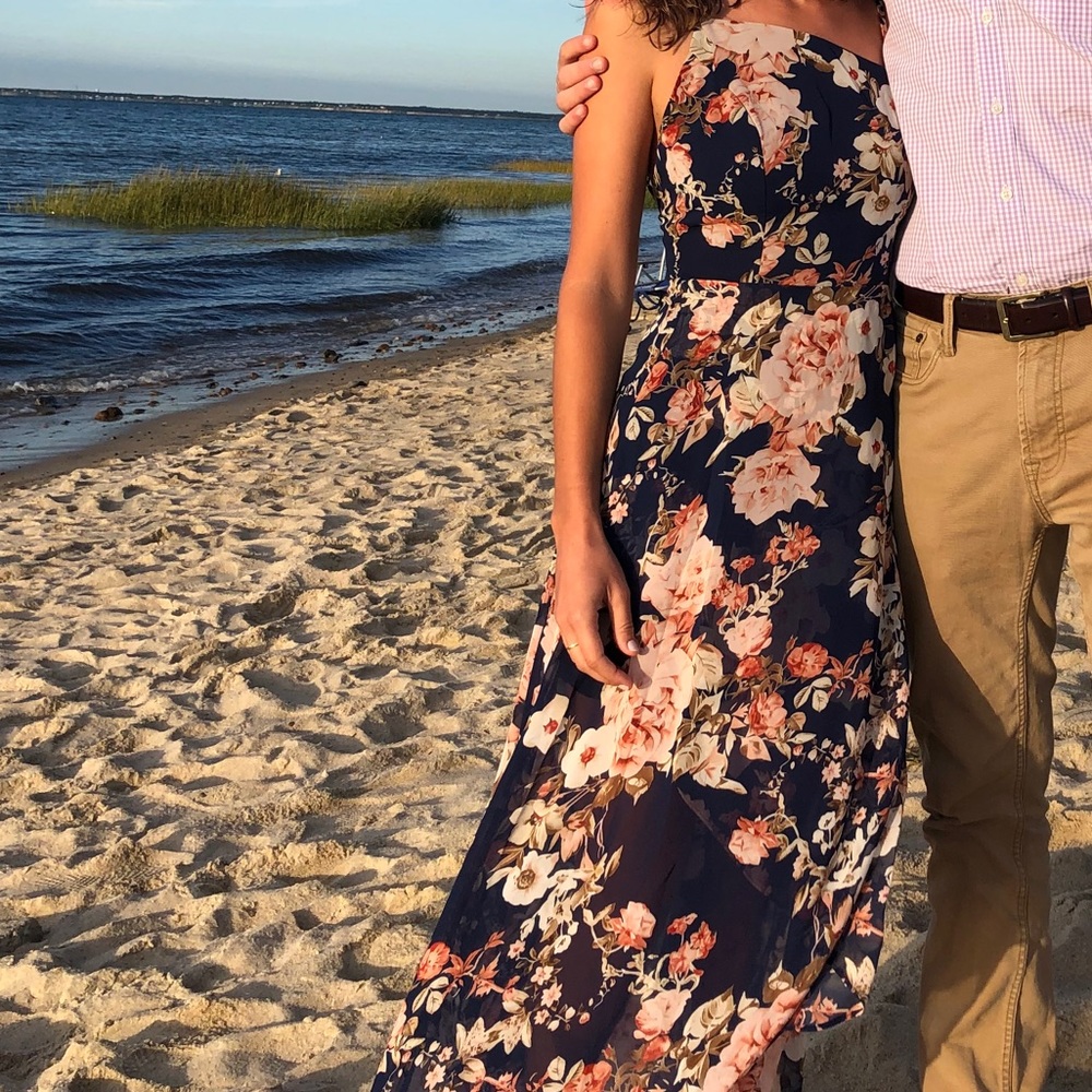 Only worn once Lulu’s floral dress XS